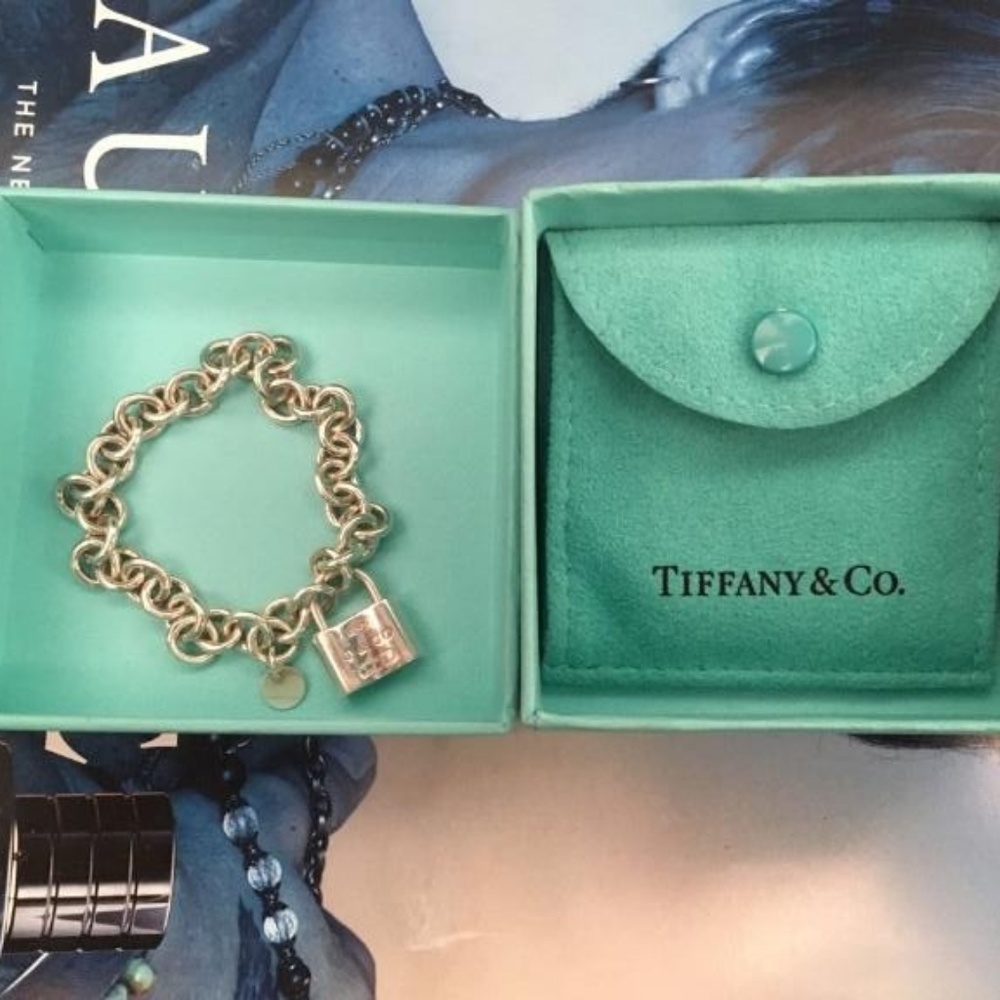 Tiffany & Co. 1837 lock bracelet